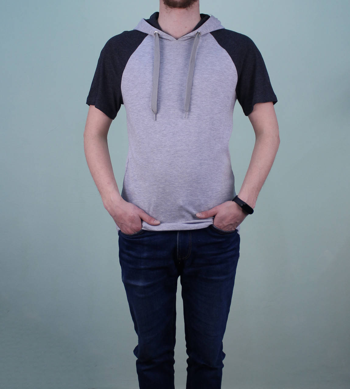 

Футболка с капюшоном серый меланж мужская, реглан рукав антрацит