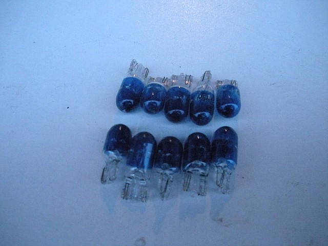 

Лампы накаливания T10 12V W5W без цокольные (синие) для габаритов 10 шт.