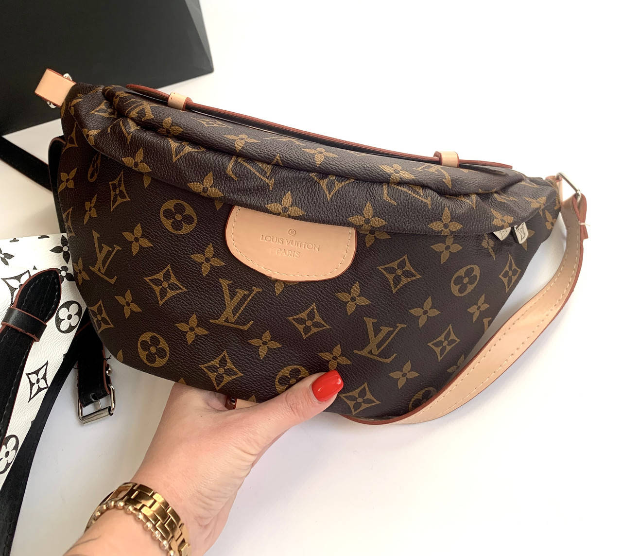 

Сумка женская Bambag Louis Vuitton , бананка Луи Витон, Коричневый