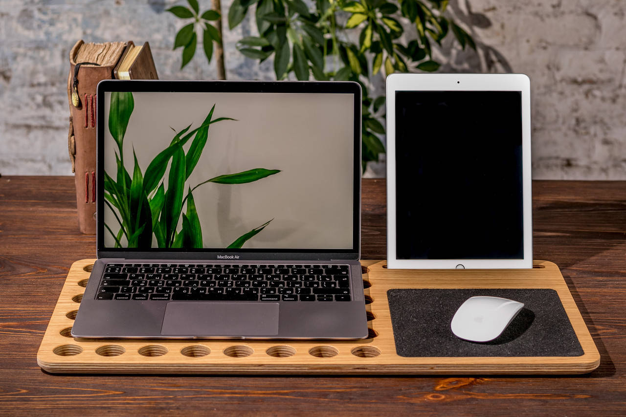 

Деревянная подставка для ноутбука «AirDesk» , Без гравировки