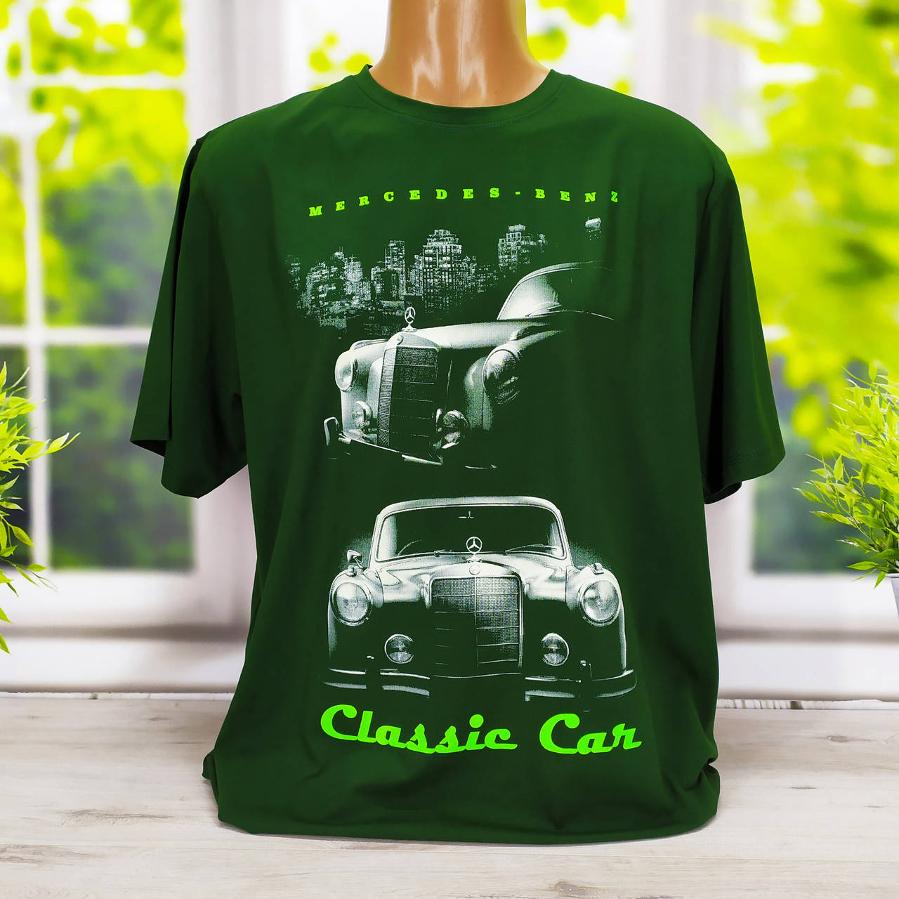 

Мужская футболка большого размера зеленая со светящимся рисунком Valimark