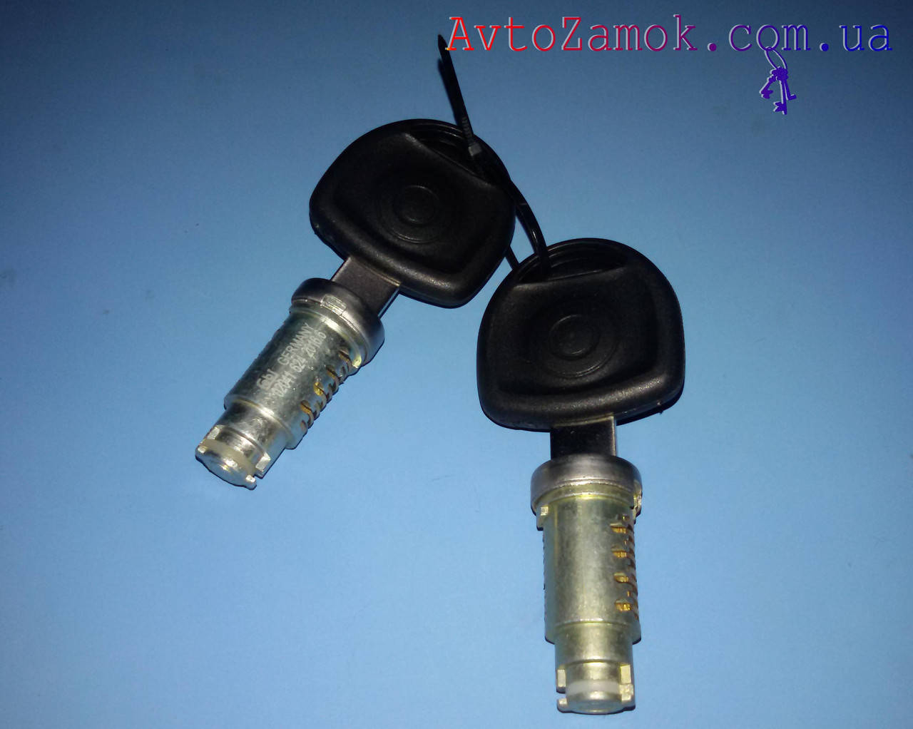 

Комплект дверных замков (личинок) Opel Ascona C