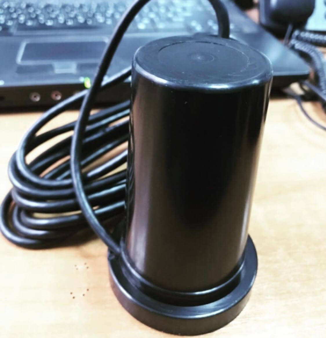 

Автомобильная антенна RunBit 3G / 4G на магните 7 dBi