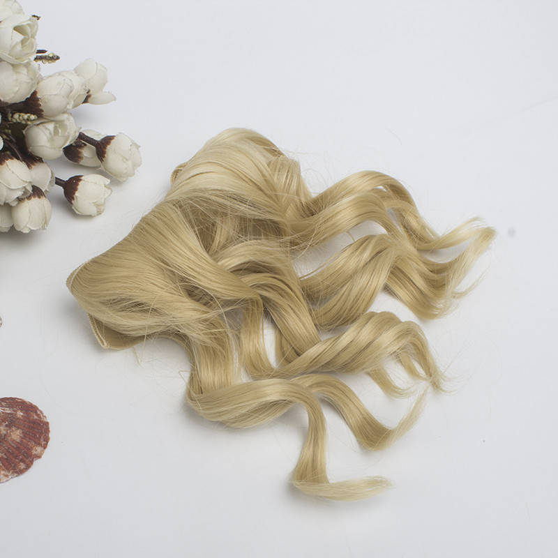 

Голливудские локоны 15-17 см, 1 метр, теплый блонд