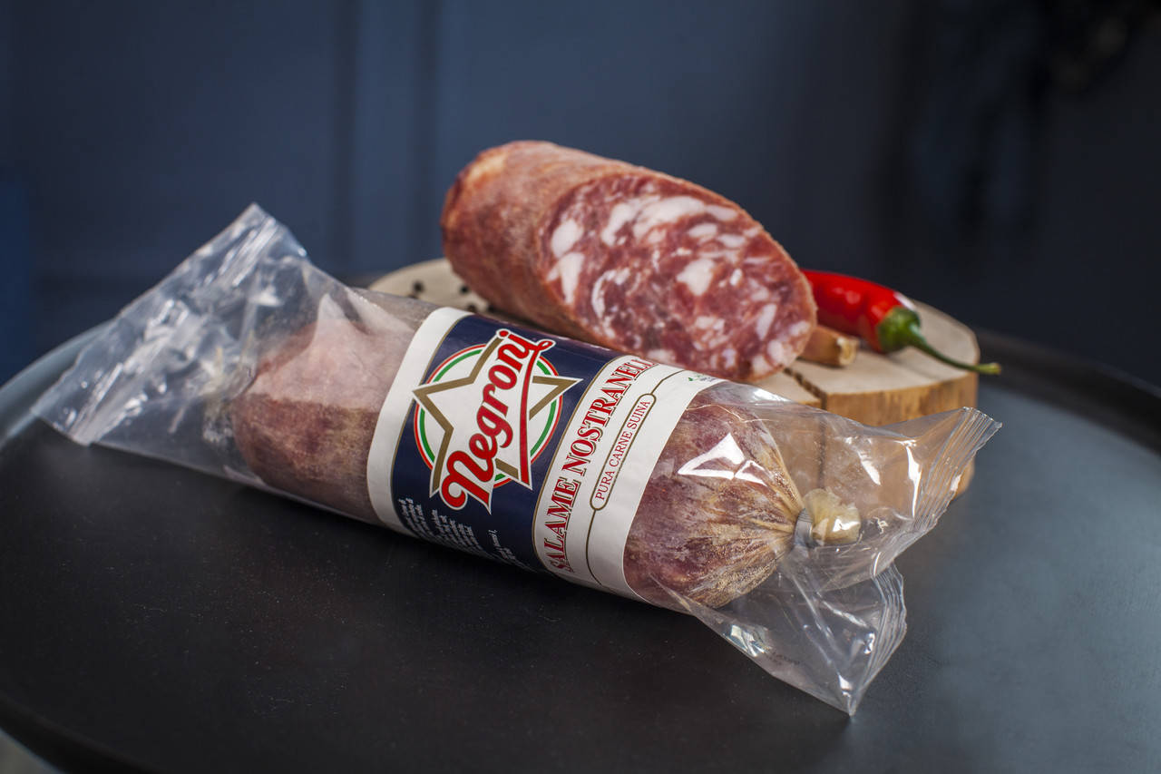 

Салями "Negroni Salame Nostranello" 450 гр. Колбаса Негрони. Италия