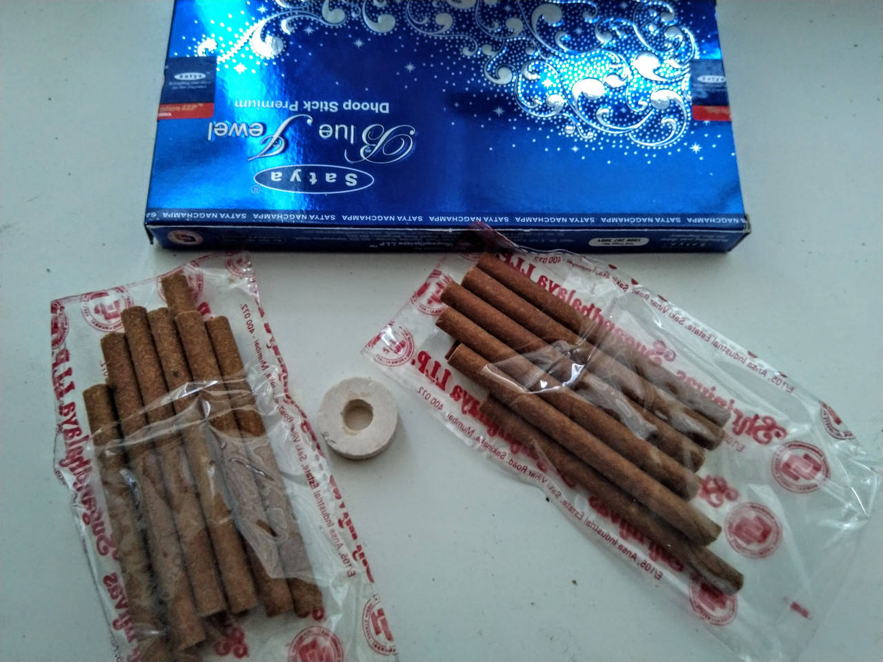 

Благовония безосновные Blue Jewel dhoop sticks, Satya, Индия (20 шт.)