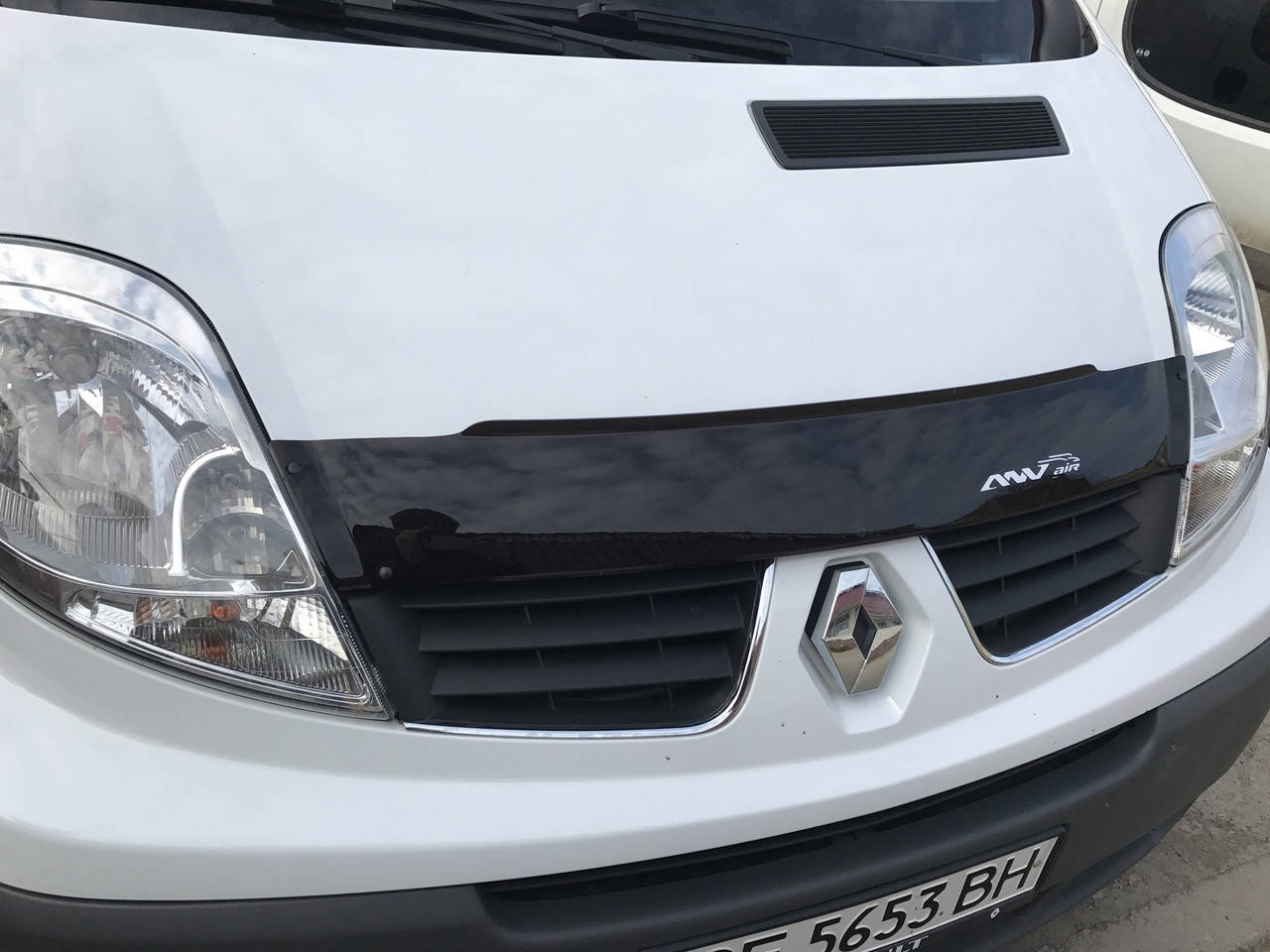 

Мухобойка (ANV, короткая) - Opel Vivaro 2001-2015 гг.