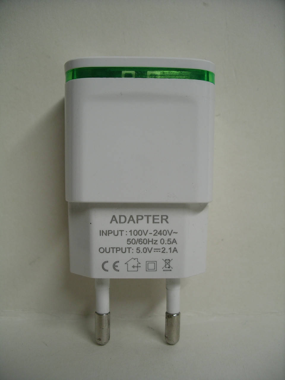 

Блок питания LiitoKala USB 5V 2.1A и 1А , адаптер два выхода., Белый