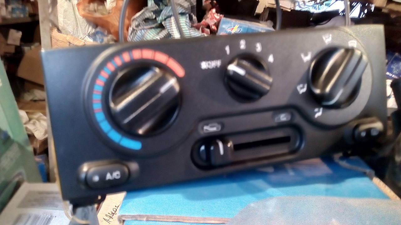 

Блок управления печкой (с конд), Lanos, Ланос, 96273730 (OEM )