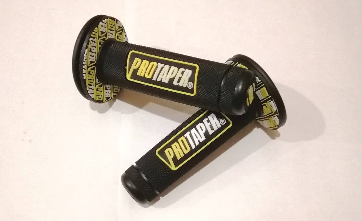 

Ручки руля грипсы универсальные PROTAPER