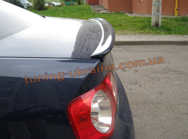 

Спойлер-сабля из АБС пластика на Volkswagen Passat B6 2005-2010