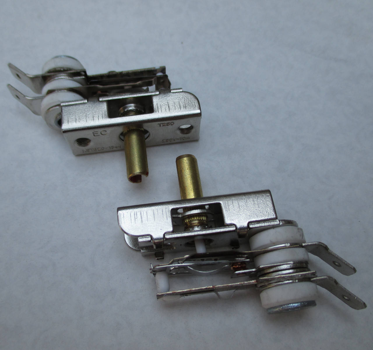 

Терморегулятор 10A для электроплиты Термия