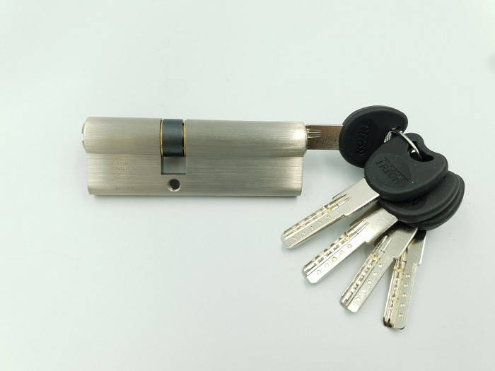 

Качественные дверные секреты для замка TRION 90mm(35+55) NP COMPUTER KEYS