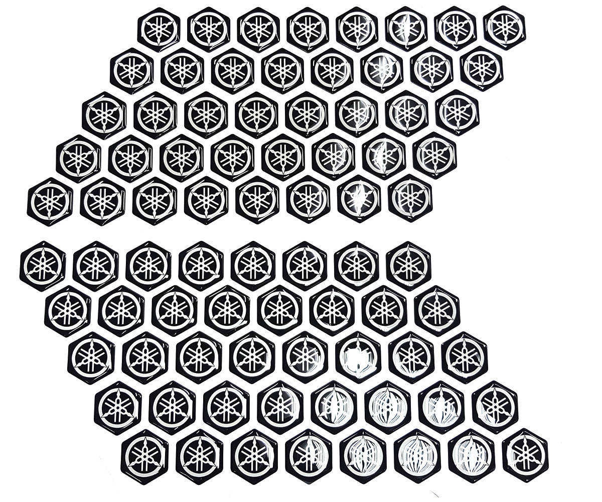 

Соты на бак мотоцикла Yamaha