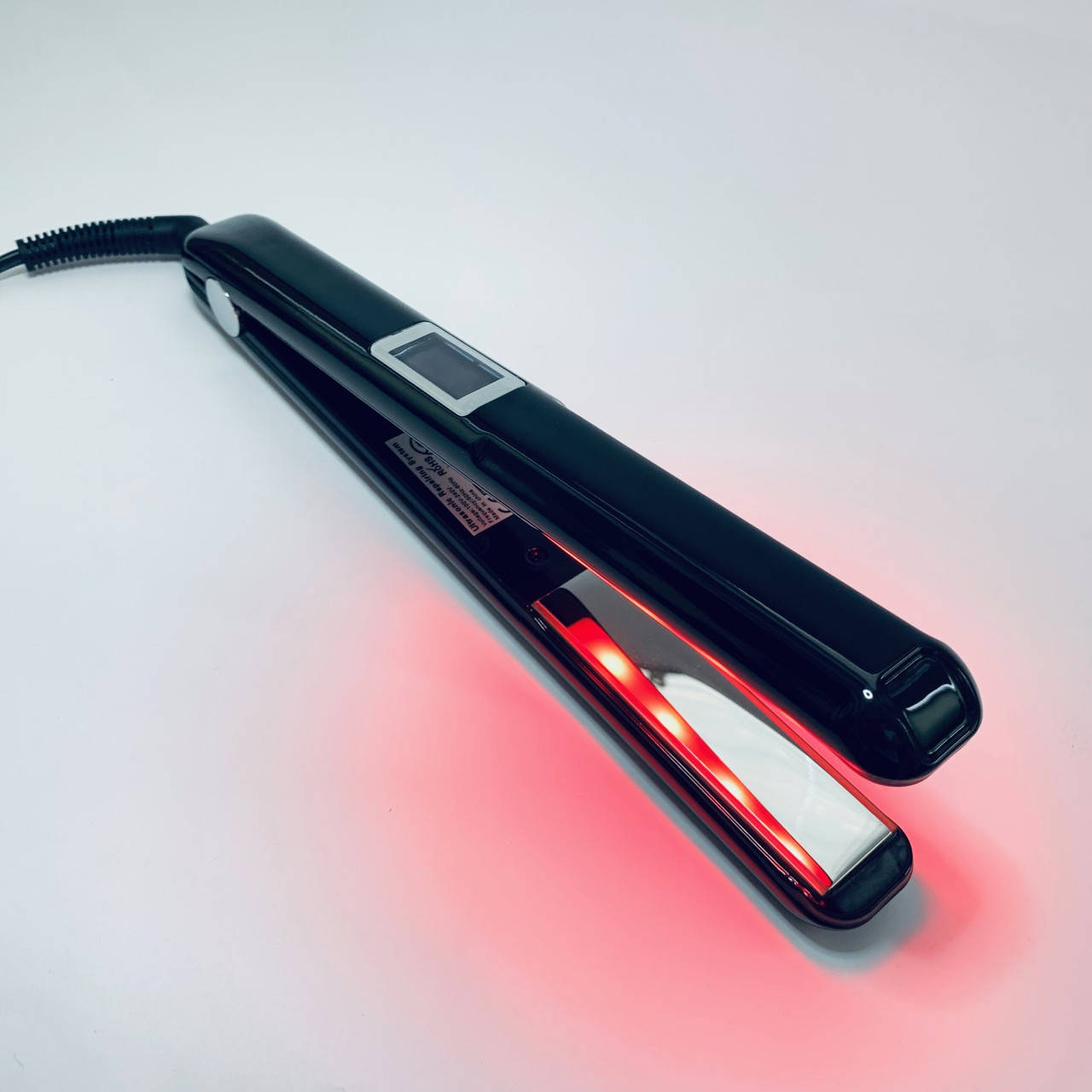 

Инфракрасный утюжок для волос с ультразвуком Ultrasonic 1056, черный