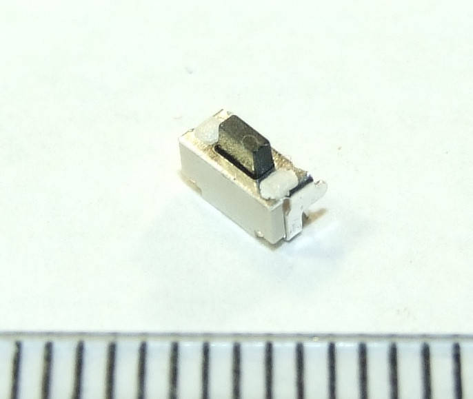 

B008 кнопка для планшета смартфона 2.5x1.8x4.6 SMD