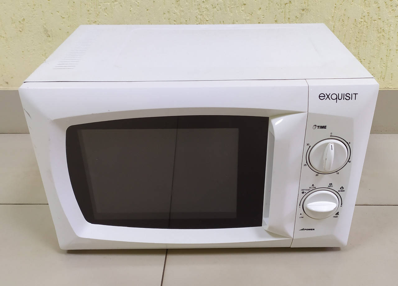 

Качественная простая микроволновая печь Exquisit MW717 из Германии с гарантией