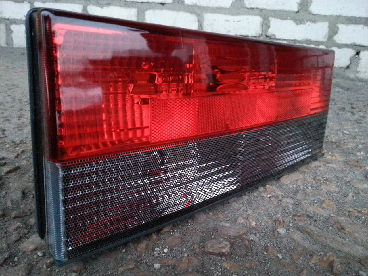 

Тюнинг фонари на ВАЗ 2109 Хрусталь №4 карбон