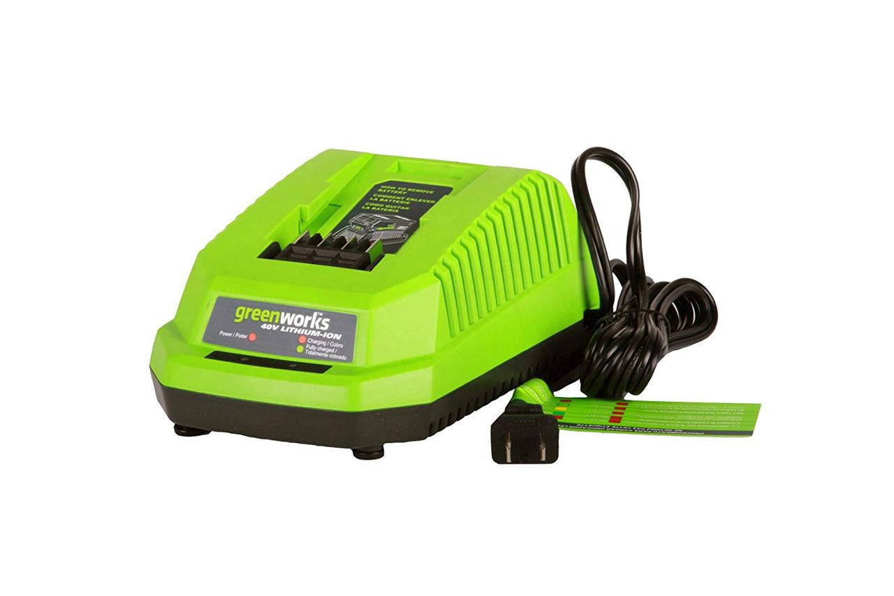 

Greenworks 40V G Max зарядное устройство 29482 ( G40UC )