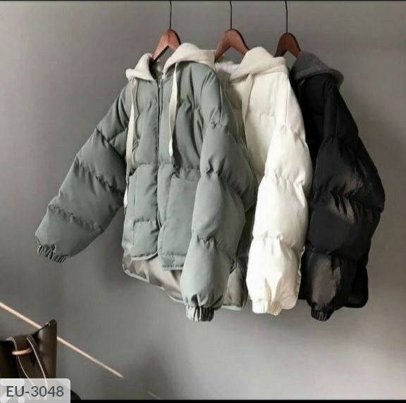 

Женская стильная куртка , Ткань: плащевка канада Синтепон 200, капюшон из трехнитки, Разные цвета