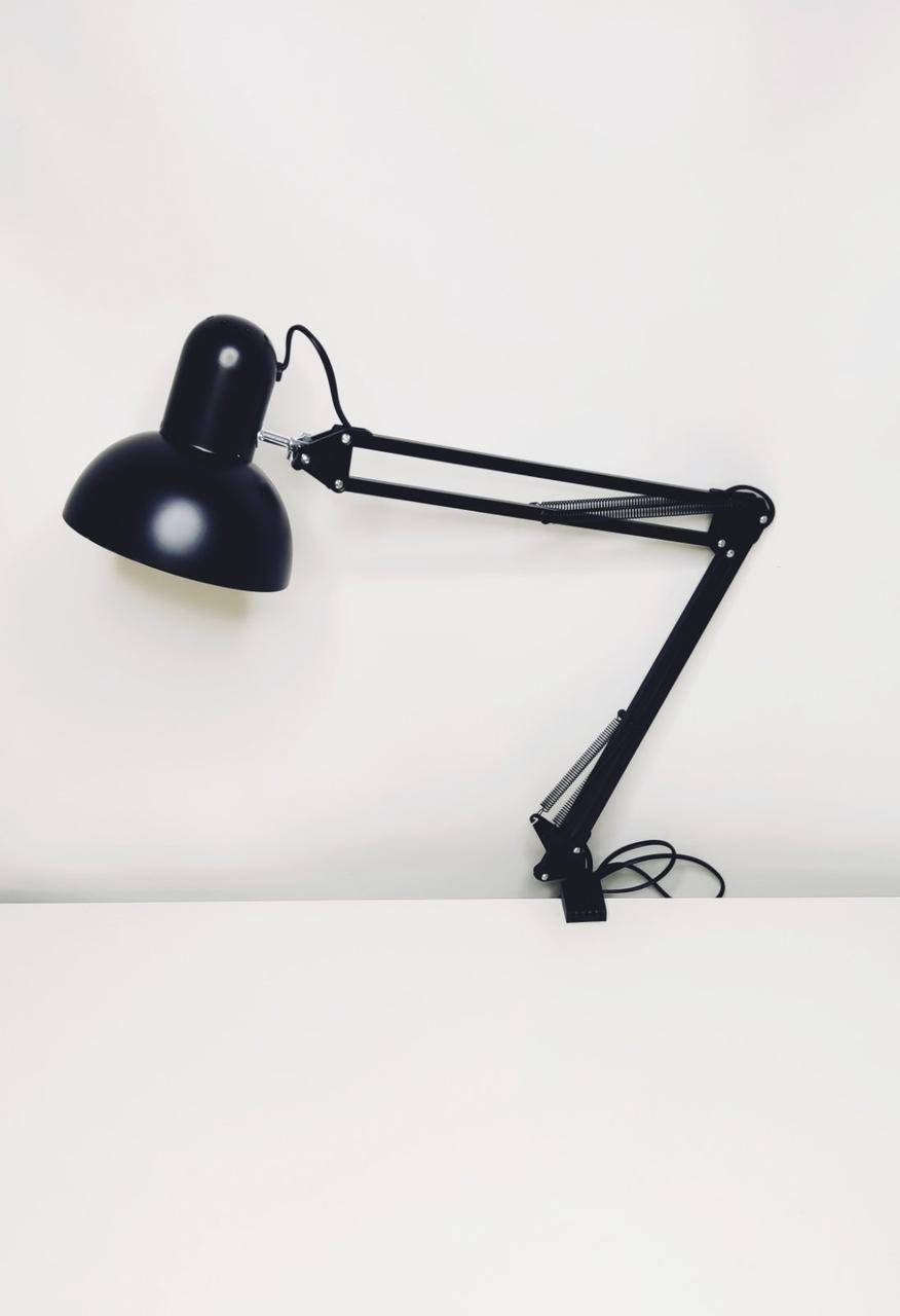 

Настольная лампа на струбцине черная Desk lamp