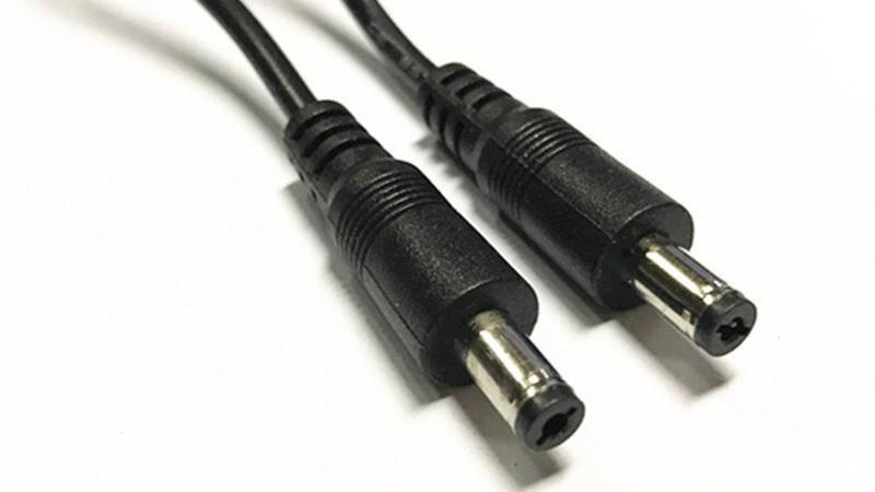 

Кабель переходник папа - папа DC 5.5 х 2.1 mm (10436)
