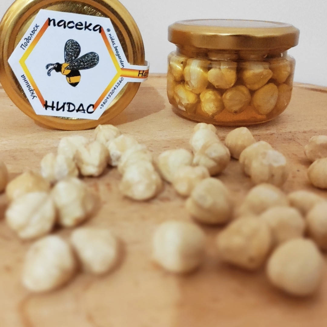 

Мед с орешками фундук 140г