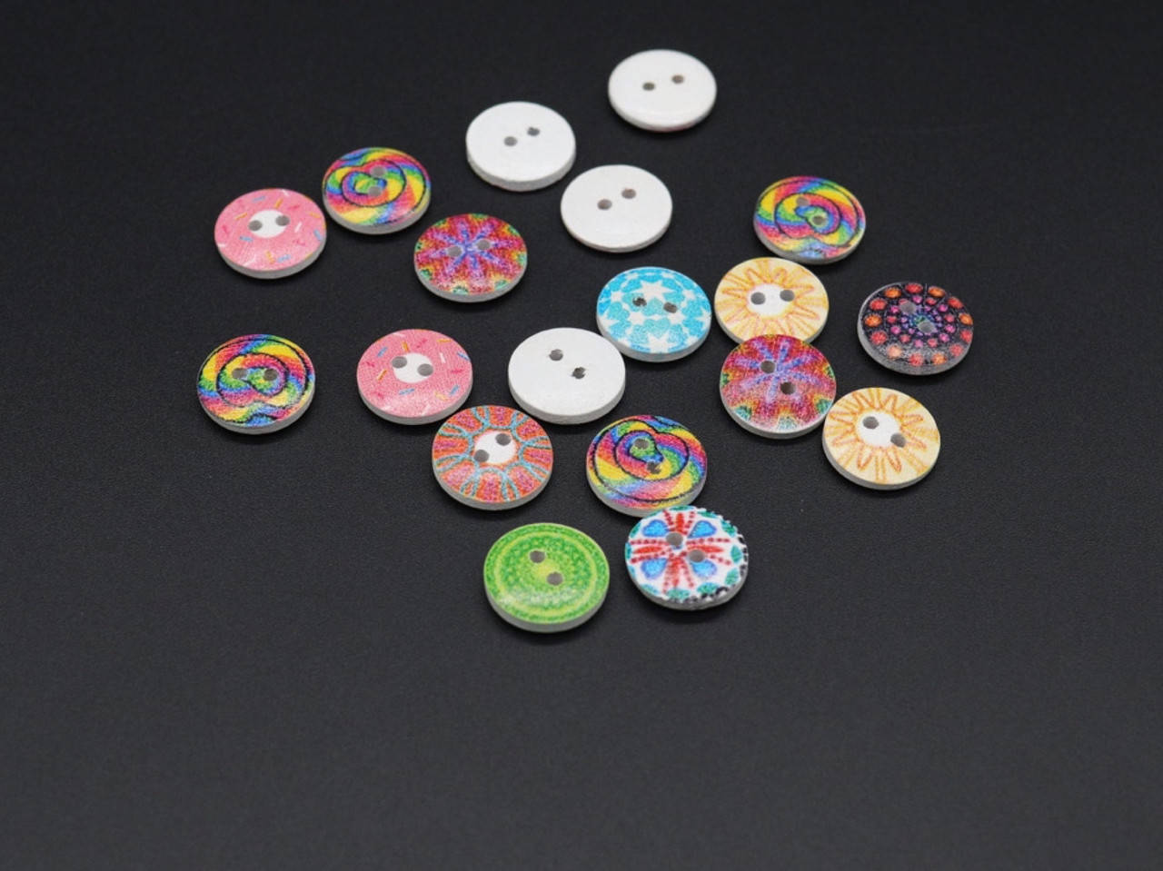 

Пуговицы цветные деревянные с рисунком. Цвет микс. 16мм