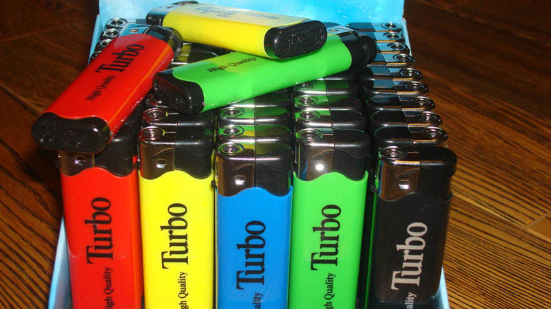 

Зажигалки Smile турбо 8102, Разные цвета