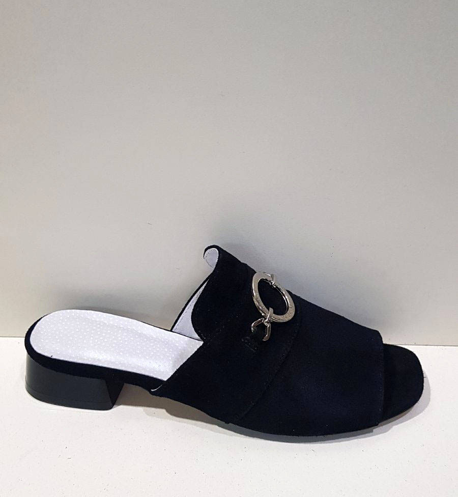 

STTOPA Размеры 36-44. Шлепанцы больших размеров кожаные. С1-1-3644-28 Черные 42