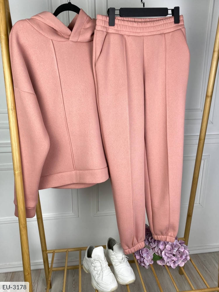 

Спортивный костюм женский 015 (50-52) "LANA" недорого от прямого поставщика AP