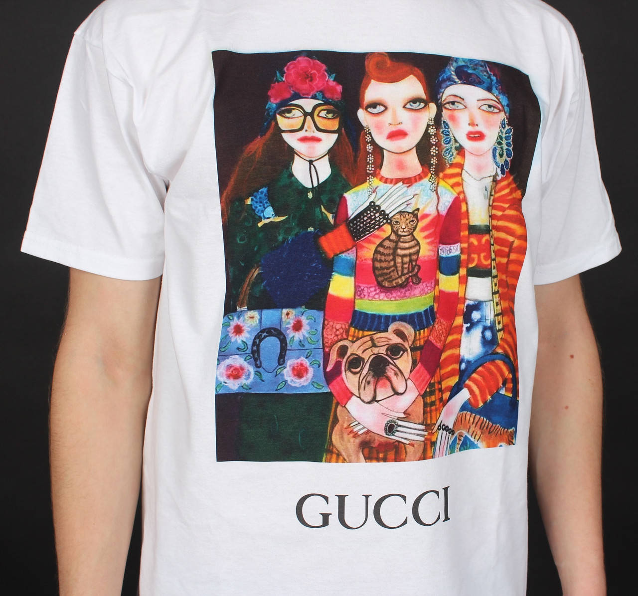 

Мужская футболка белая с принтом Gucci (арт коллекция) УНИСЕКС