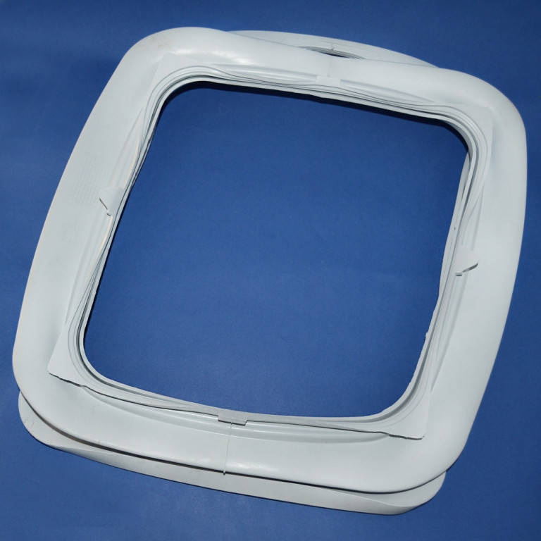 

Манжета люка для стиральной машины Whirlpool с вертикальной загрузкой 481246668596 (461973090011)