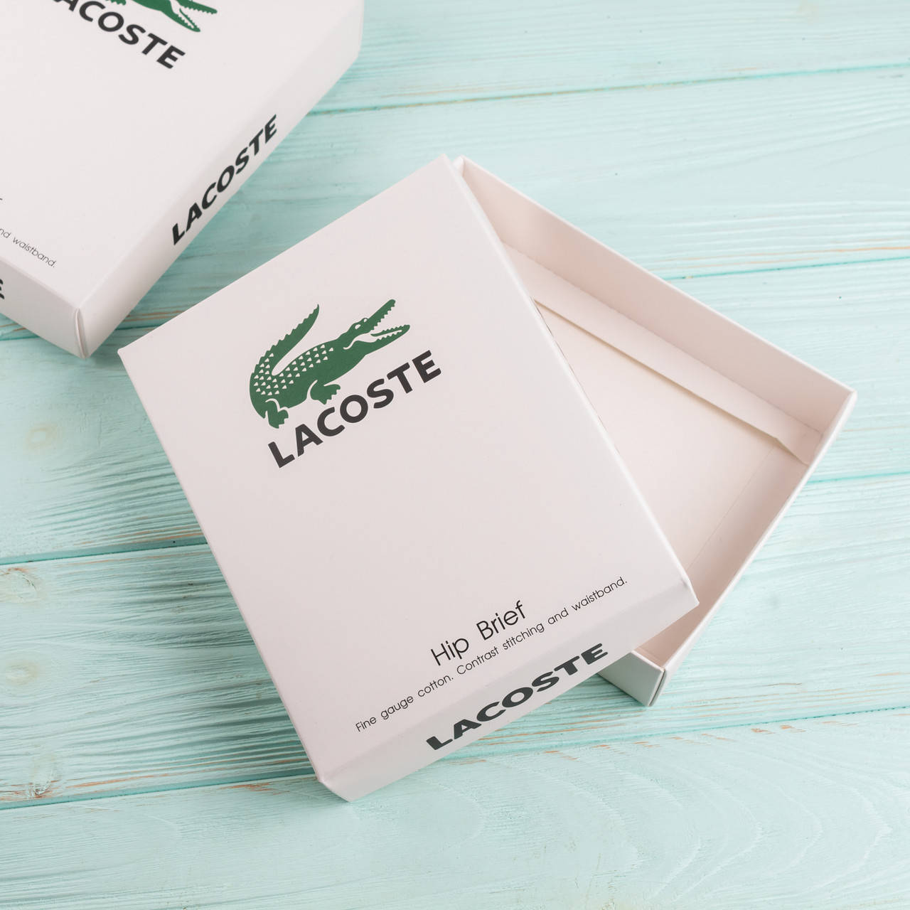 

Коробка Lacoste Лакост