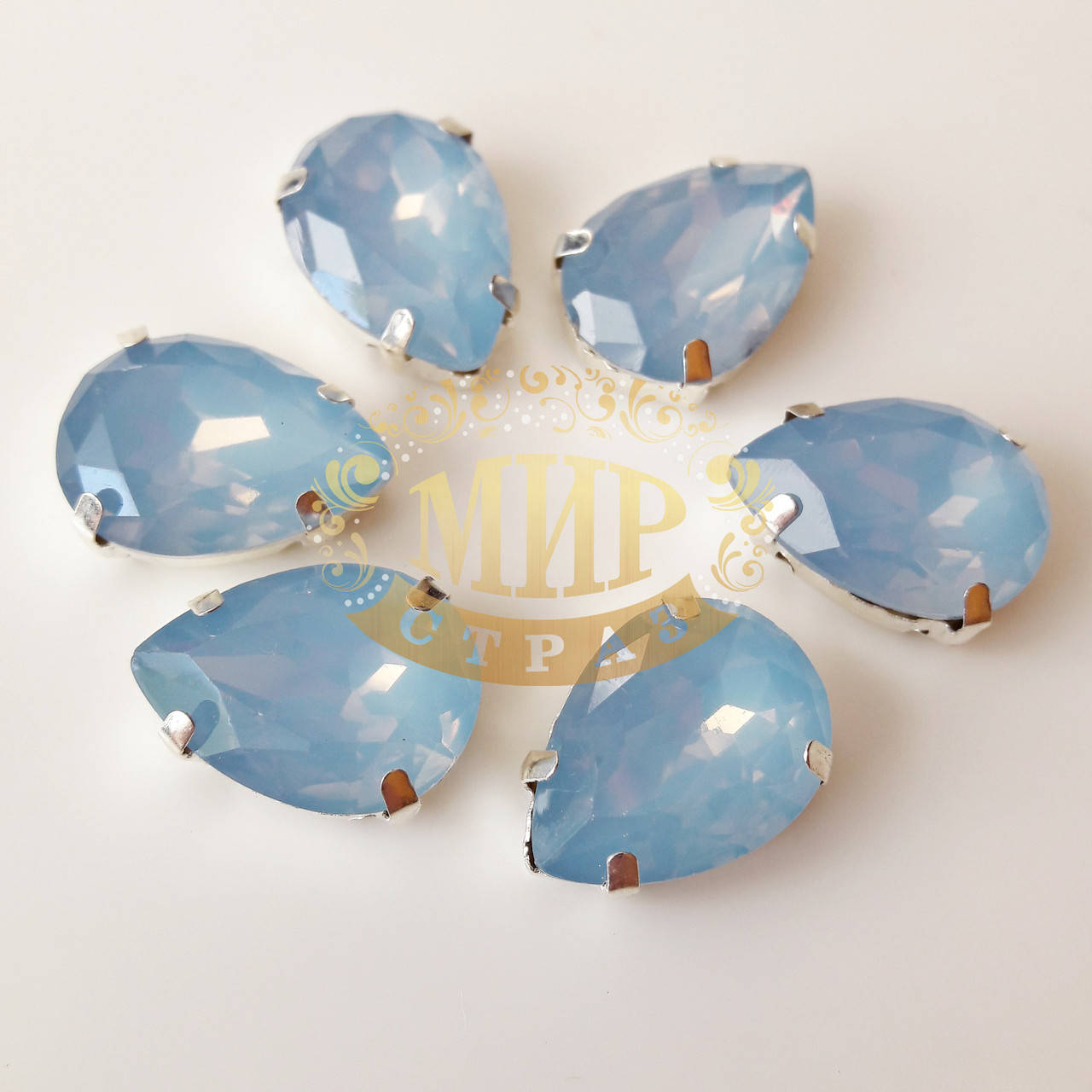 

Cтразы в цапах, Капля, Размер 13x18, Цвет Lt Blue Opal