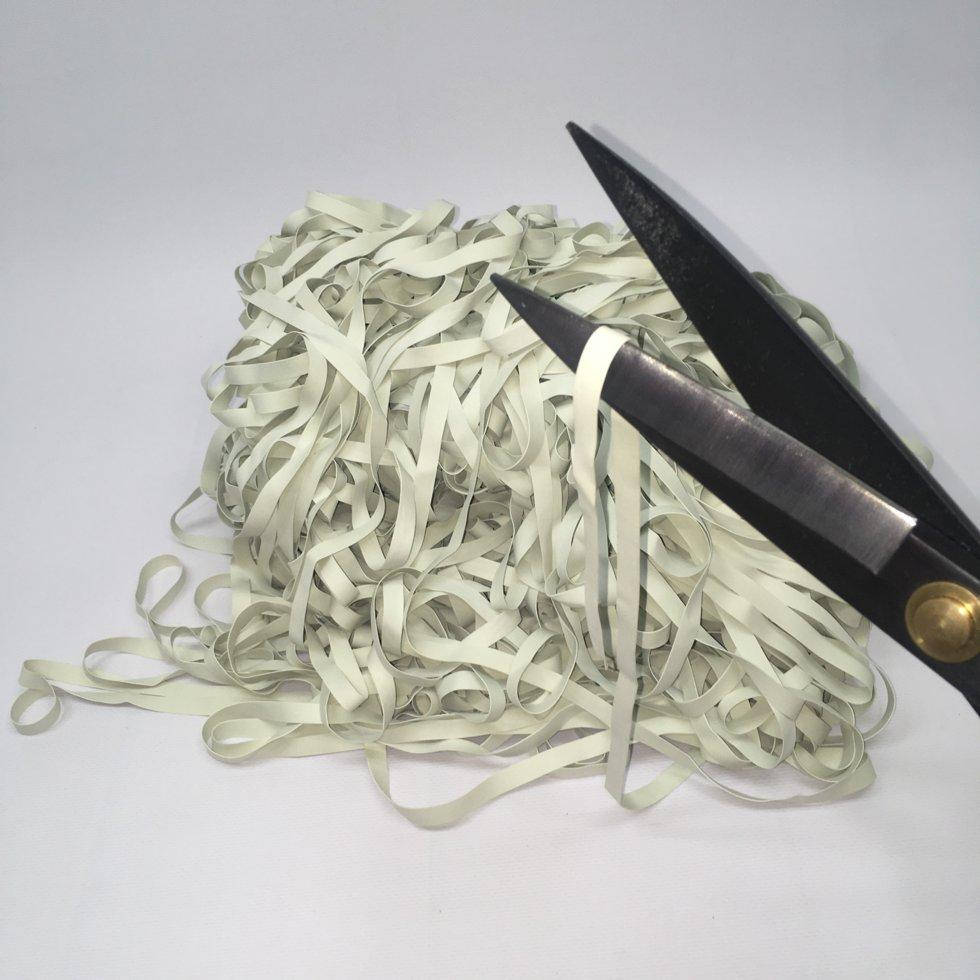 

Латексная резинка для купальников 8мм (на метраж, отрезами) кратно 1м. (ФБ-0017М)