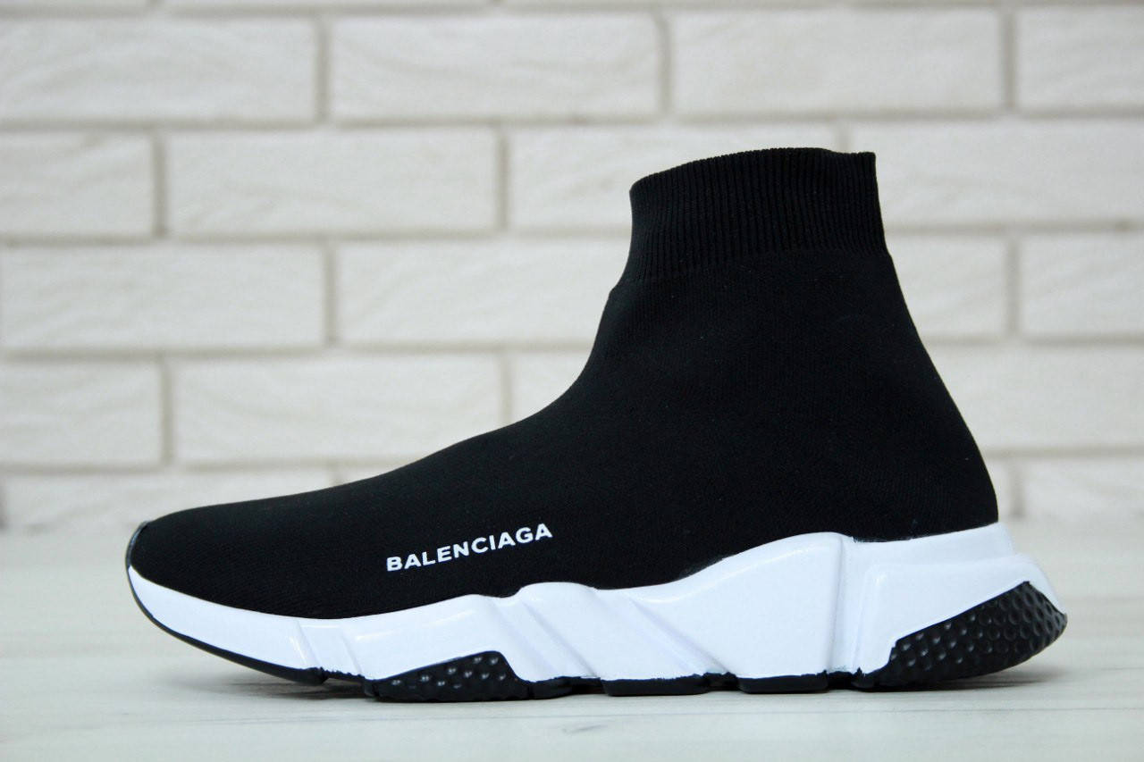 

Кроссовки Balenciaga(носок) "Чёрный бело-чёрная подошва" р. 36-45(42 нет)