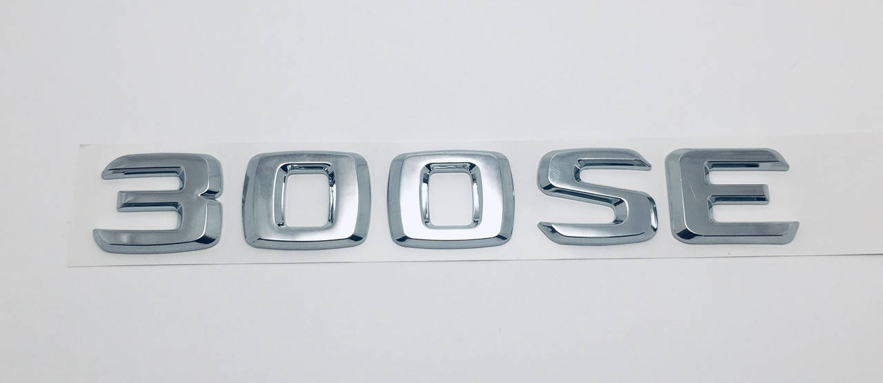 

Эмблема надпись багажника Mercedes 300SE