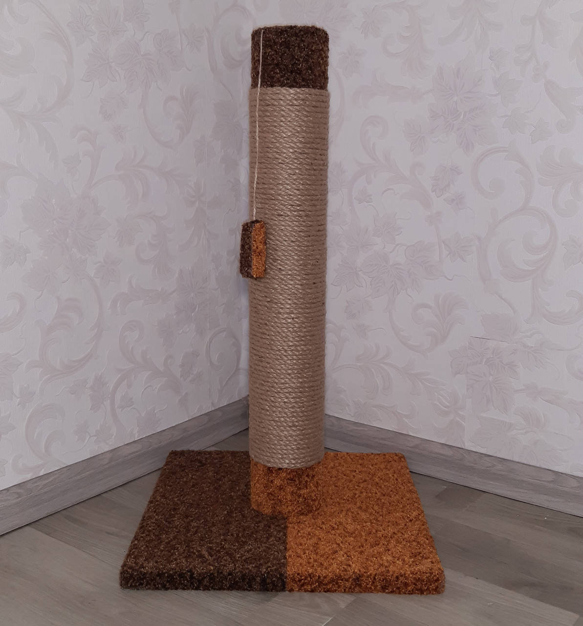 

Когтеточка столб дряпка для котика устойчивая 65см с игрушкой