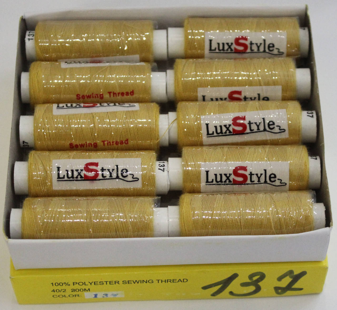 

Нитки швейные LuxStyle 40/2-200м (100% полиэстeр) №137, Разные цвета