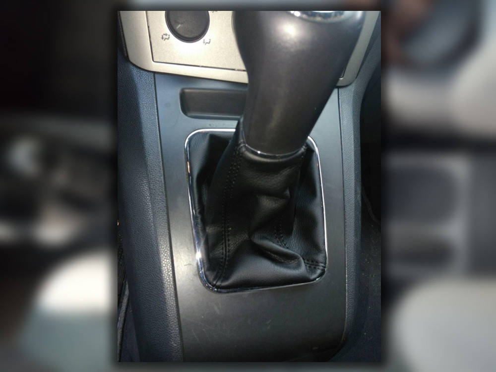 

Чехол ручки кпп Opel Zafira B 2006-2011 / Чехол на кулису Опель Зафира Б