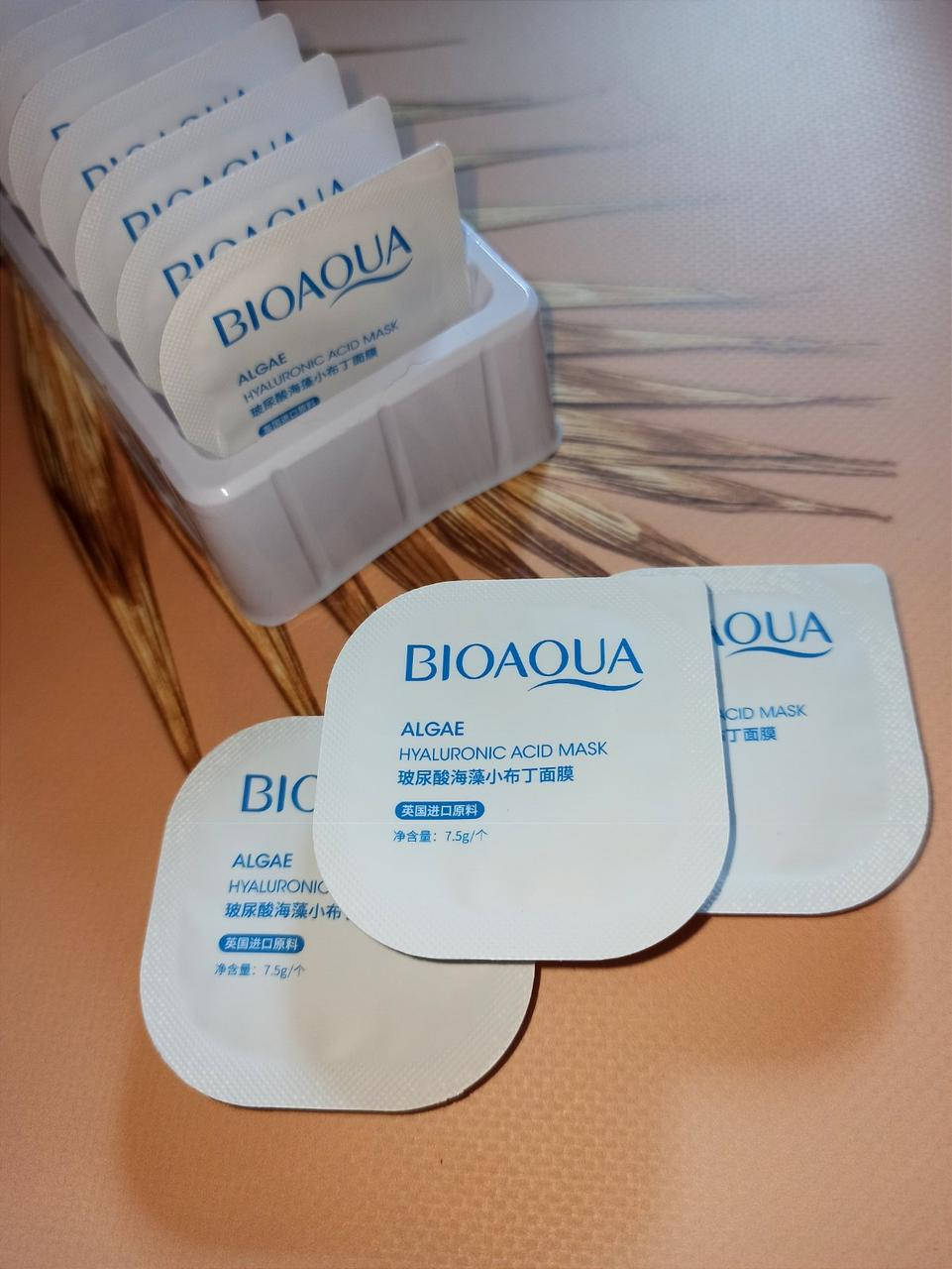 

Омолаживающая маска Bioaqua Algae Hyaluronic Acid Mask