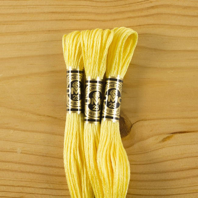 

Нитки мулине DMC 727 (Франция)