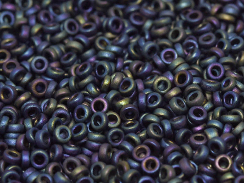 

Spacer Beads MIYUKI 2,2 х 1 мм SPR 0401FR Matted Multi Iris