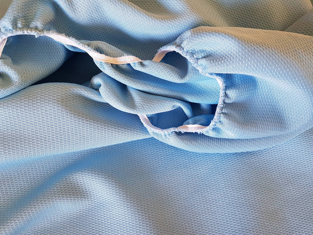 

Простинь-наматрасник на резинці 160х200х20 (синя)