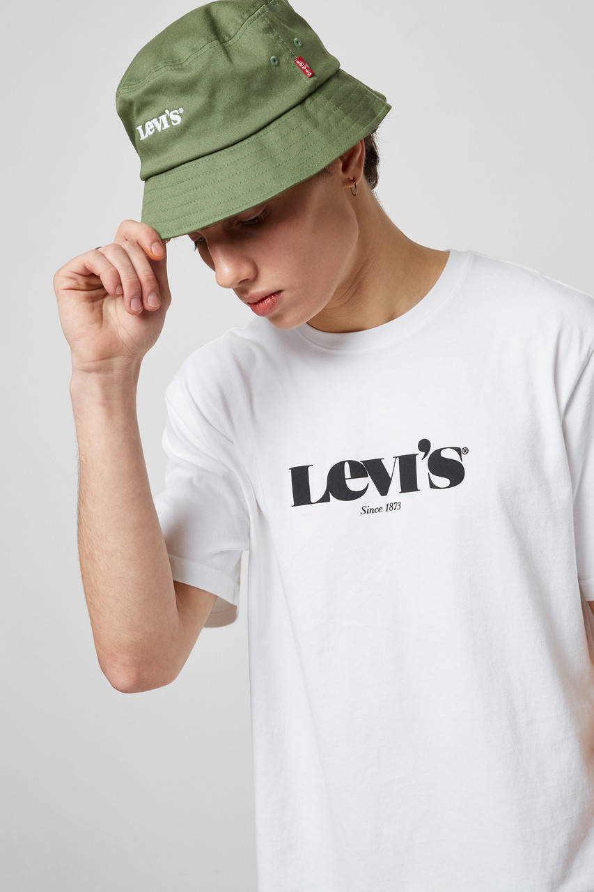 

Футболка мужская Levis, белая левис L