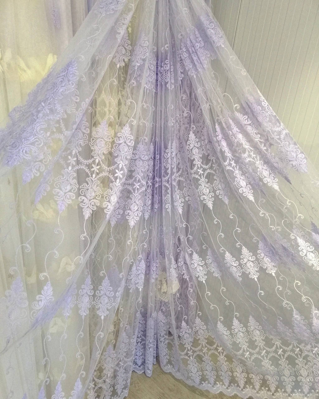 

Тюль фатін білий, Белый