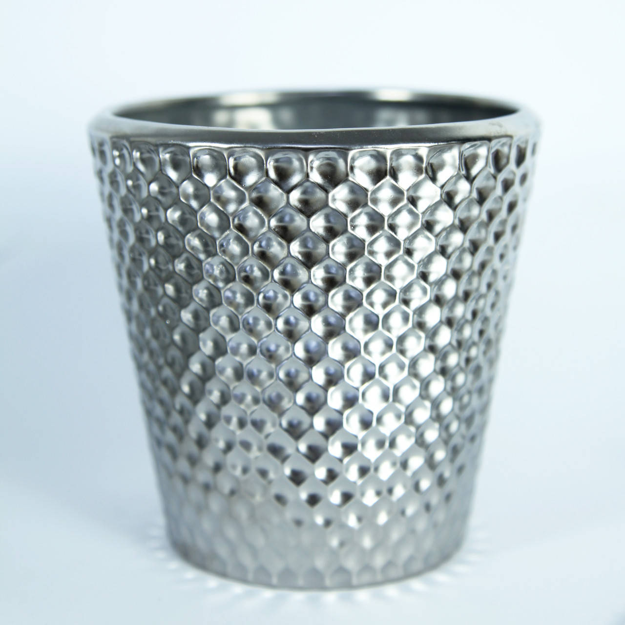 

Горшок керамический для цветов металлизированый матовый Mirror Silver "Жоржина" 0.9л Rezon Р288
