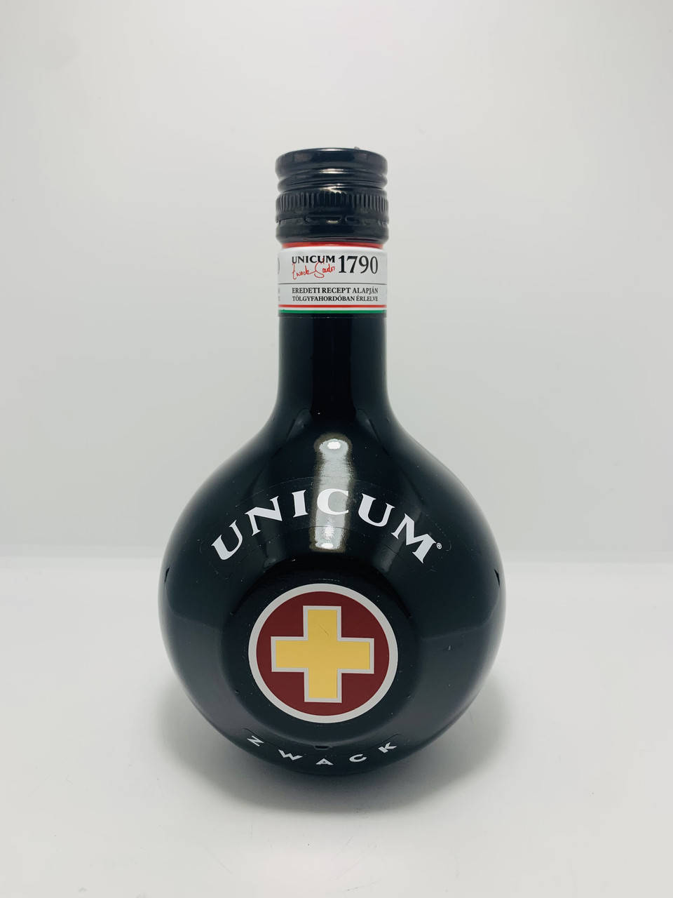 

Ликёр Уникум Цвак 0.5 л