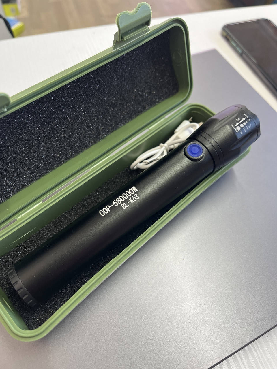 

Фонарь ручной X-Balog BL- C63 на аккумуляторе li-on, зарядка от micro usb, Черный